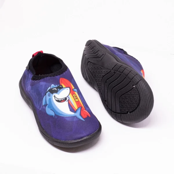 Kit Menino Sapatilha Infantil Aquática Hibrida + Chinelo Infantil Heróis
