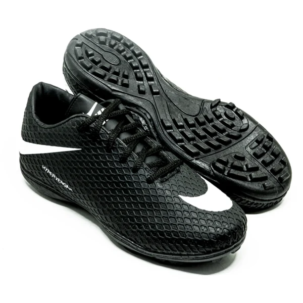 Chuteira Society Nike Hypervenom