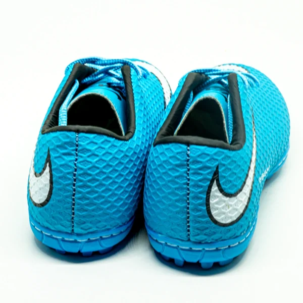 Chuteira Society Nike Hypervenom