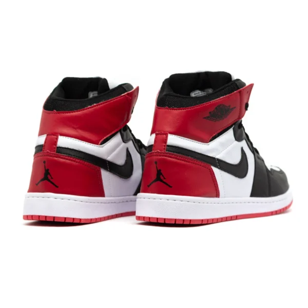 Tênis Nike Air Jordan 1 MID Cano Médio